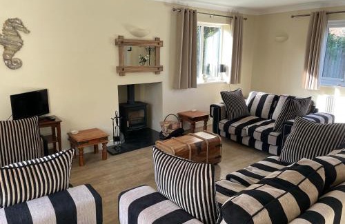 Holt House | Saltkettle in Blakeney, sleeping 12 in 5 bedrooms