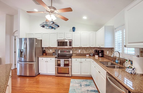Trafalgar House | Saltwater Pool, Easy Coastal Cape Coral Adventures