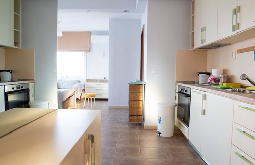 Perea Apartment | Salty Breeze Supreme Beachfront Apartment-Supreme Stay with free Parking