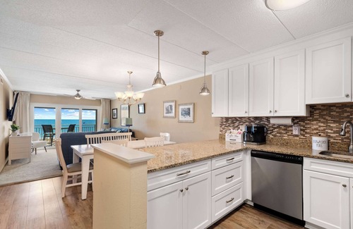 Ocean City Apartment | Salty Sands 204|Oceanfront Condo| Balcony | Views