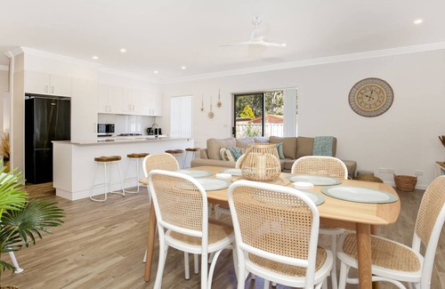 Callala Beach House | Salty Shores Jervis Bay - 3 Mins to Beach
