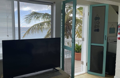 Estate Frenchman Bay Apartment | Salty Sway III - 1bed/1bath Beach House