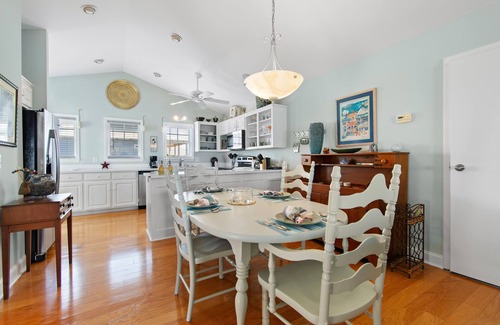 Holden Beach Condo | "Salty Winds" Beautiful 2 bed 2.5 bath home!