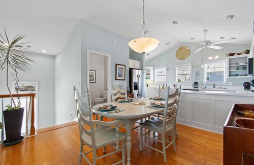 Holden Beach Condo | "Salty Winds" Beautiful 2 bed 2.5 bath home!