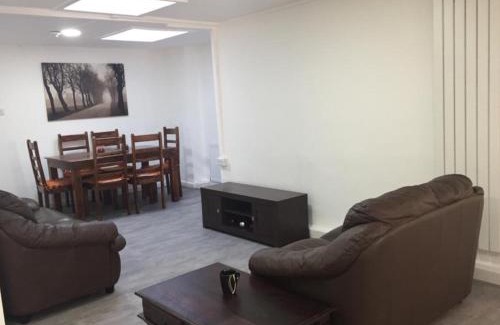 Rusholme House | Sama's Stylish Room 5