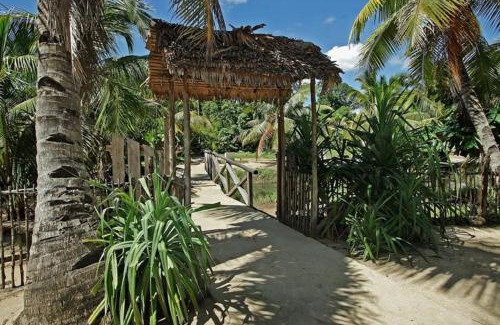 Ambaro Bed & Breakfast | Sambatra Bed and Breakfast