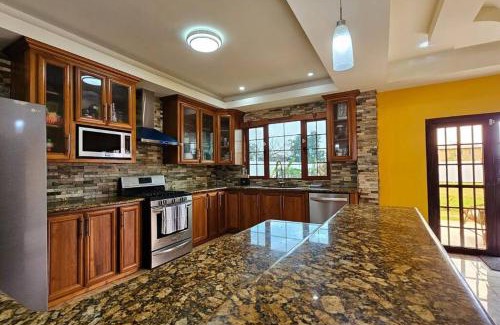 Chaguanas House | Samuel's Place - Central, Modern, 3 Br, 3Ba, Gated