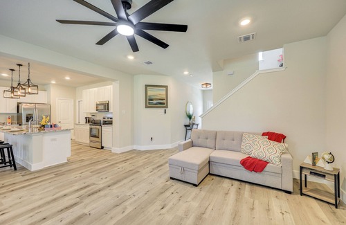 San Antonio House | San Antonio Home w/Fenced-In Yard: Steps to Park!