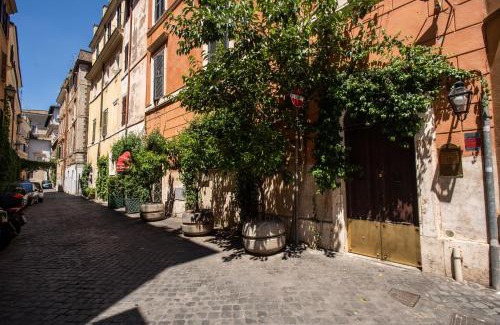 Trastevere Apartment | San Calisto Suite