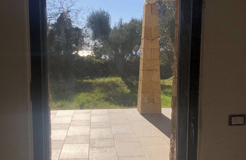 Patu Villa | SAN GREGORIO VILLA WITH SECULAR OLIVE GROVE, GARDEN AND PORCH