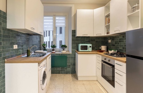 San Lorenzo Apartment | SAN Lò HOLIDAY HOUSE ROME (SAN LORENZO AREA) VIA DI PORTA LABICANA 48