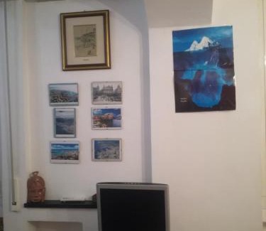 Genoa Historical Centre Apartment | San Matteo Studio
