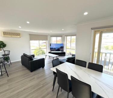 San Remo Apartment | San Remo water-view beach house