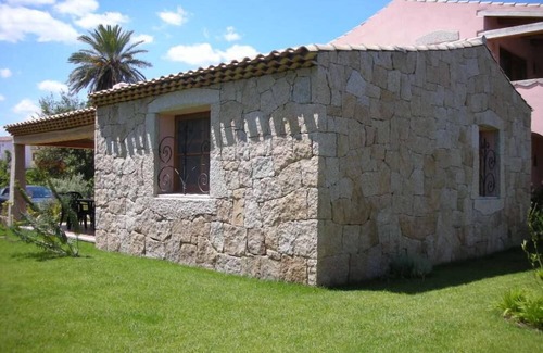 San Teodoro City Centre House | San Teodoro: Residence Le Zagare - Beautiful villa with garden