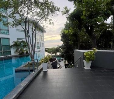 North Pattaya Apartment | Sanctuary Wangomat 2 BR 2 BA