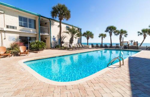 Litchfield by the Sea Apartment | Sand and Sun Resort View King Room 2nd Floor