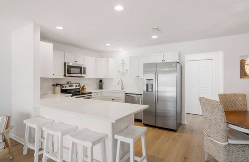 Mexico Beach House | Sand Buckets Unit C Ocean View Beach Townhouse