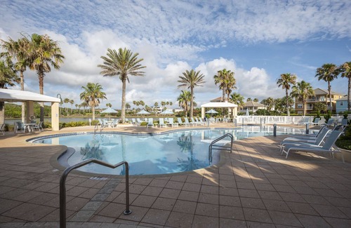 Palm Coast House | Sand Castle, 4BR, Sleeps 8, Pet-Friendly, Near Beach, Lake View, WiFi