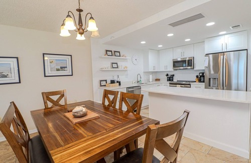 Crescent Beach Apartment | Sand Dollar 3-405 Direct Oceanfront Three Bedroom Condo