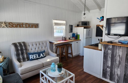 York Cottage | Sand Dune Cottage, 2 BRs, Kitchen, living and a patio
