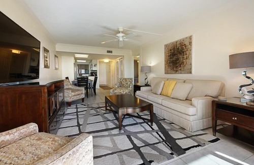 Sanibel Apartment | Sandalfoot Condo 1C2