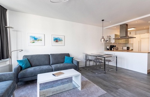 Borkum Apartment | Sandbank Domizil in Haus Seeblick - view of the North Sea!