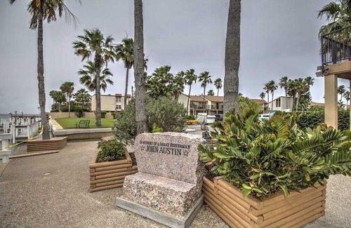 South Padre Island Apartment | Sandcastle 210a - 1 Br Condo