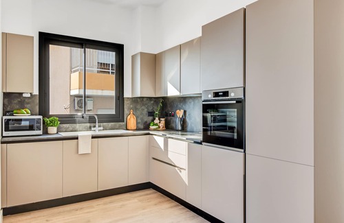 Limassol Apartment | Sanders Crystal 1 - Cute 2-bdr Apt With Shared Pool