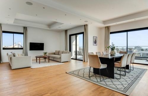 Limassol Apartment | Sanders Crystal 1