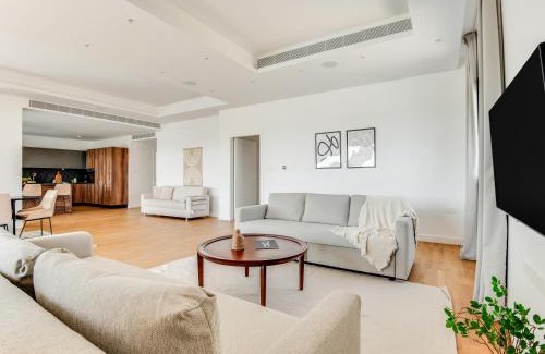 Limassol Apartment | Sanders Crystal 1
