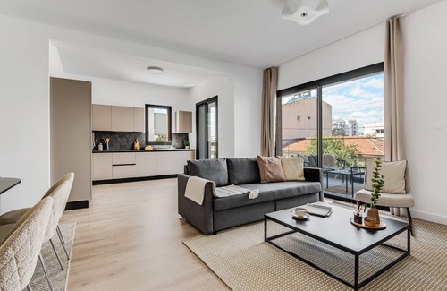 Limassol Apartment | Sanders Crystal 2 - Great 3-Bdr Apt w Shared Pool