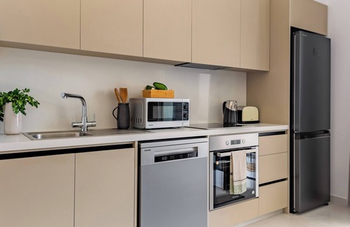Vasa Koilaniou Apartment | Sanders Limassol Park - Nice 1 bdr apt with balcony