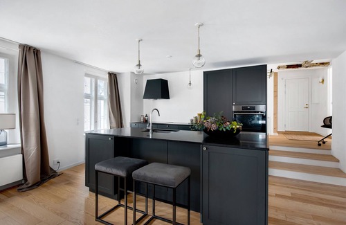 Copenhagen City Centre Apartment | Sanders Regent - Chic 3-Bdr Apt with Balcony