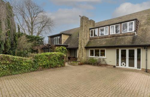 Kennington House | Sandford Meadow Guest House