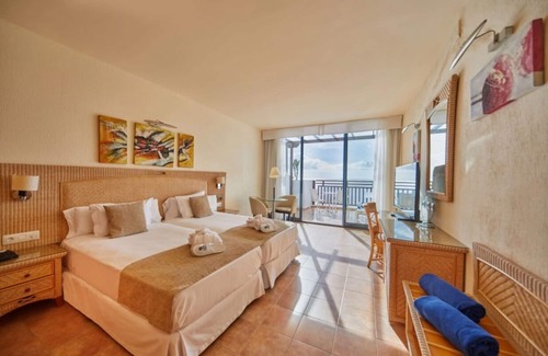 Playa Blanca Resort | Sandos Papagayo - Royal Elite Junior Suiten
