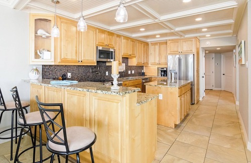 Port Aransas Condo | Sandpiper 401 Oceanfront Resort Condominiums with Private Boardwalk