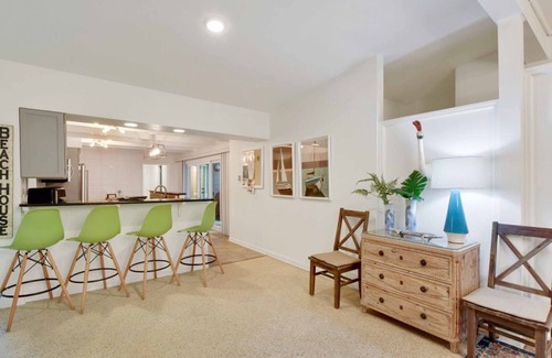 Jekyll Island House | Sandpiper Hideaway- Lovely home with pool and just steps away from the beach