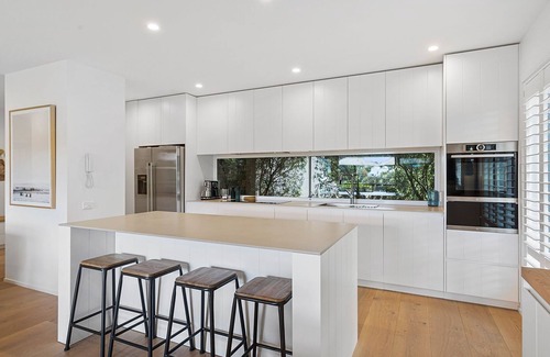 Portsea House | Sandpiper Portsea walk to the beach