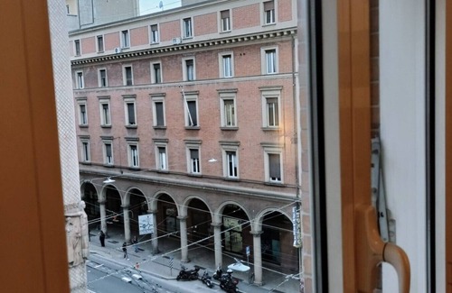 Bolognina Apartment | SANDRINE - your comfy stay