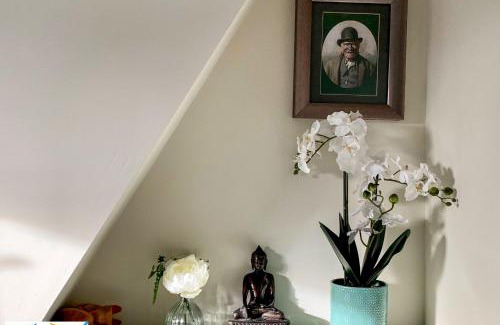 Ryde House | Sands Cottage