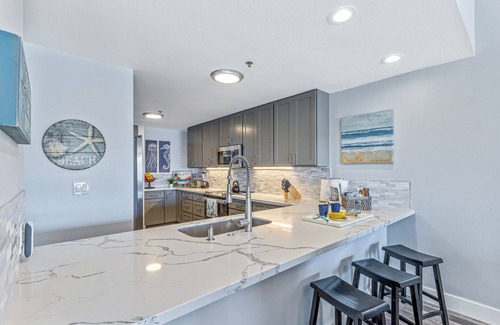 Kahana Condo | Sands of Kahana Penthouse Sandy Swimmable Beach Fully Remodeled Incredible View