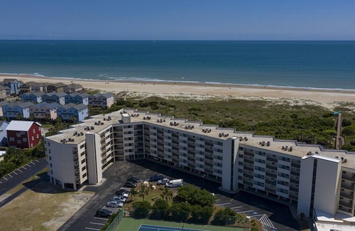 Atlantic Beach Condo | Sands Villa 322