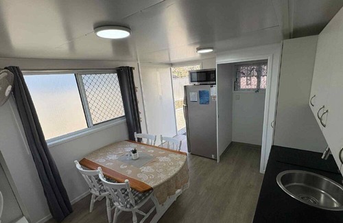 Sandstone Point Apartment | Sandstone Point Cove Studio
