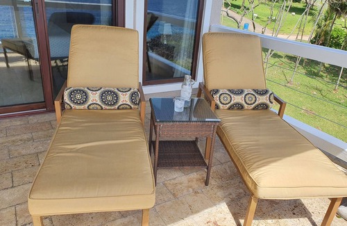Lighthouse Estates Apartment | Sandy Bay Suite King Suite