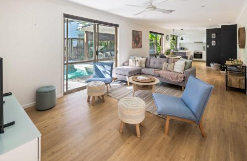 Wurtulla House | Sandy Dunes Retreat Pet-Friendly Wurtulla Home