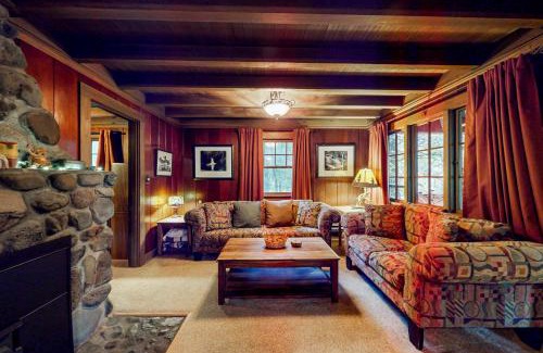 Marmot Hotel | Sandy River Cabin