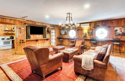 Astor House | Sandy Shore & Multi-Boat Dock! St Johns River Home