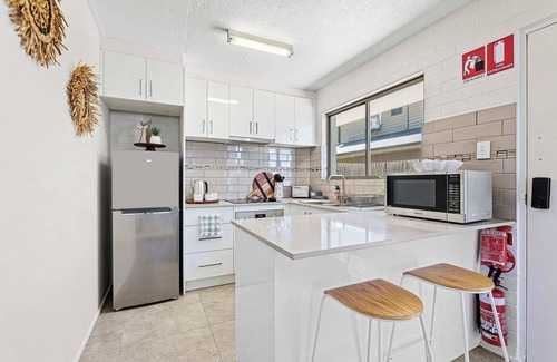Long Beach Apartment | Sandy Shores Unit 1 - 150m Walk to Beach