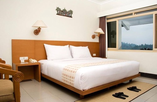 Lembang Hotel | SanGria Resort & Spa