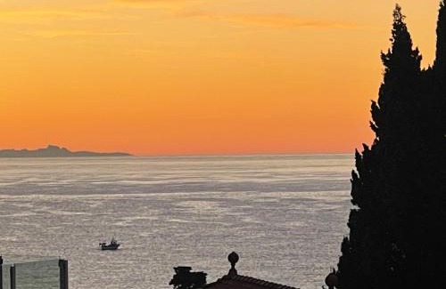 Sanremo Apartment | Sanremo vacanze zen vue mer 5 mn plage, 20 mn Ariston, 3 mn tennis club,Wifi